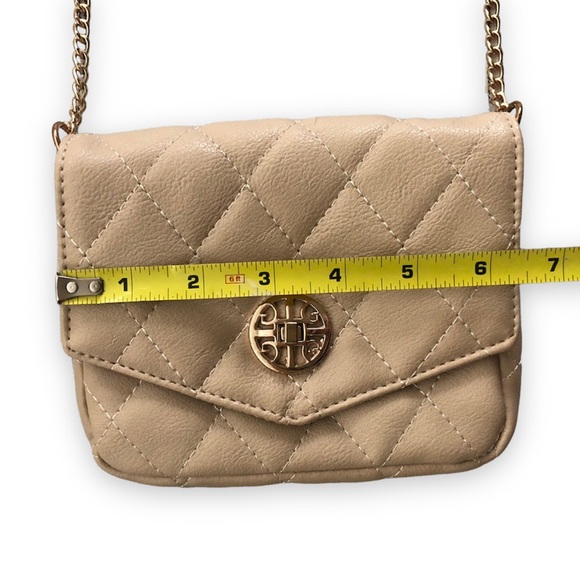 Cream Quilted Crossbody Bag with Gold Chain Strap - Picture 6 of 7